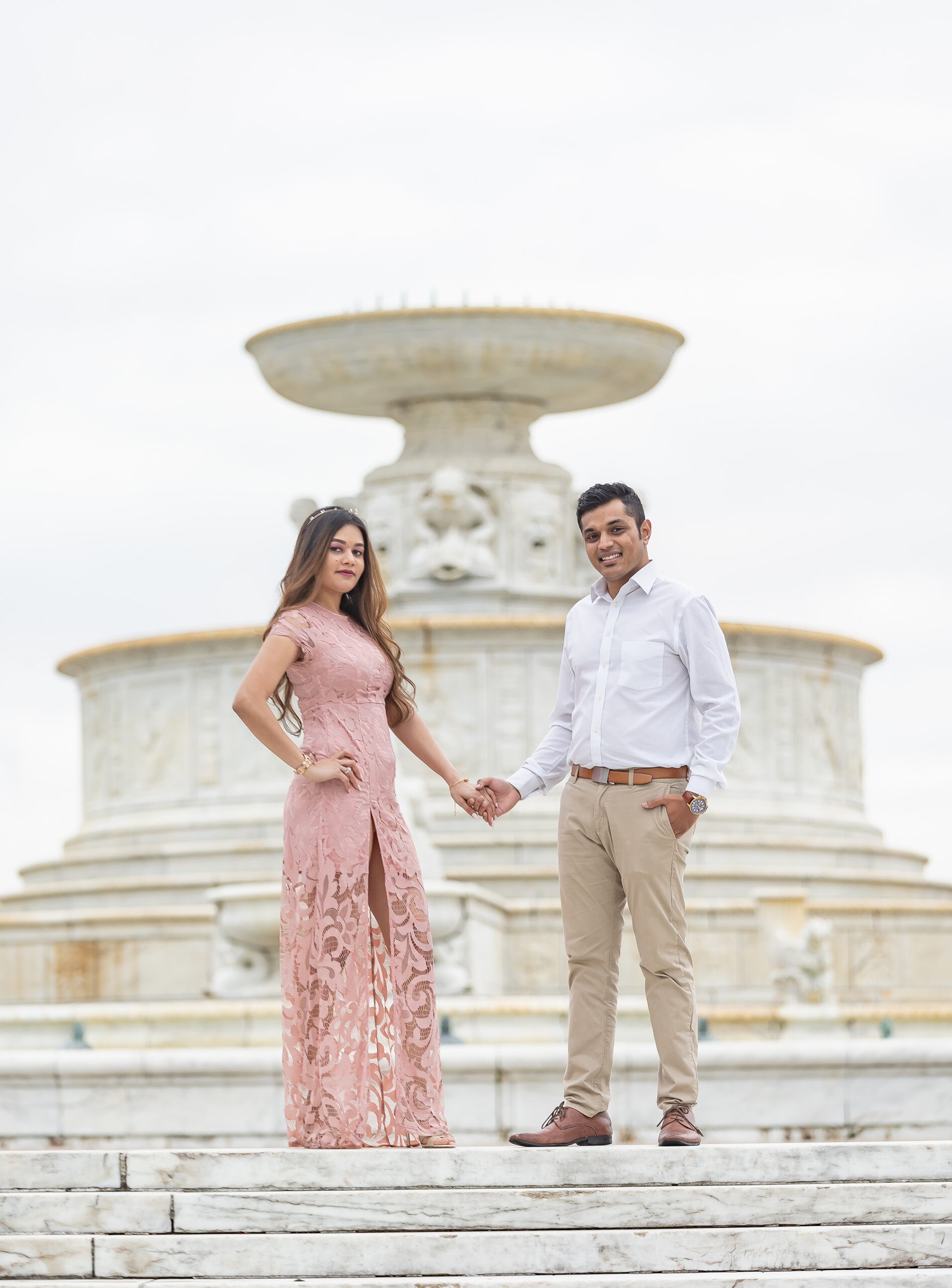 newly engaged couple Detroit Belle Isle fountain