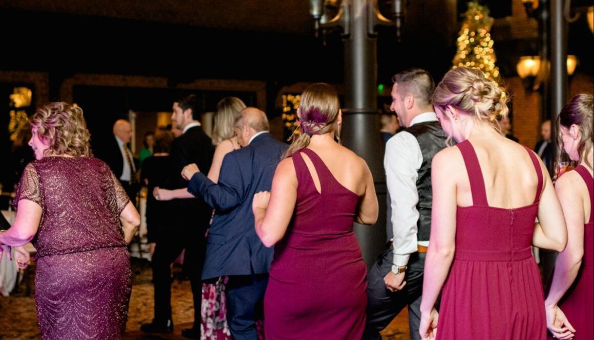 you're the bride guests dancing inn at st. John's