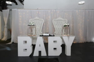 baby shower head table
