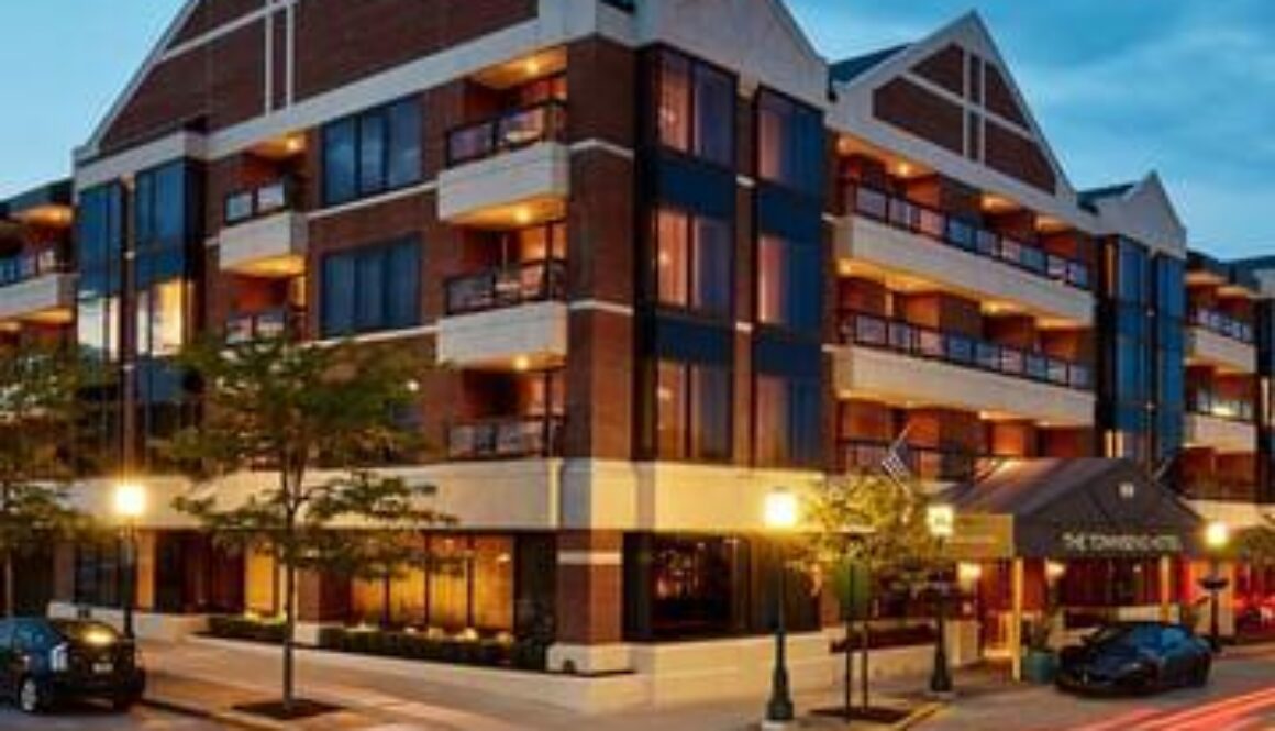 The Townsend Hotel wedding venue exterior in Birmingham, Michigan, showcasing the luxury hotel’s elegant entrance and architecture
